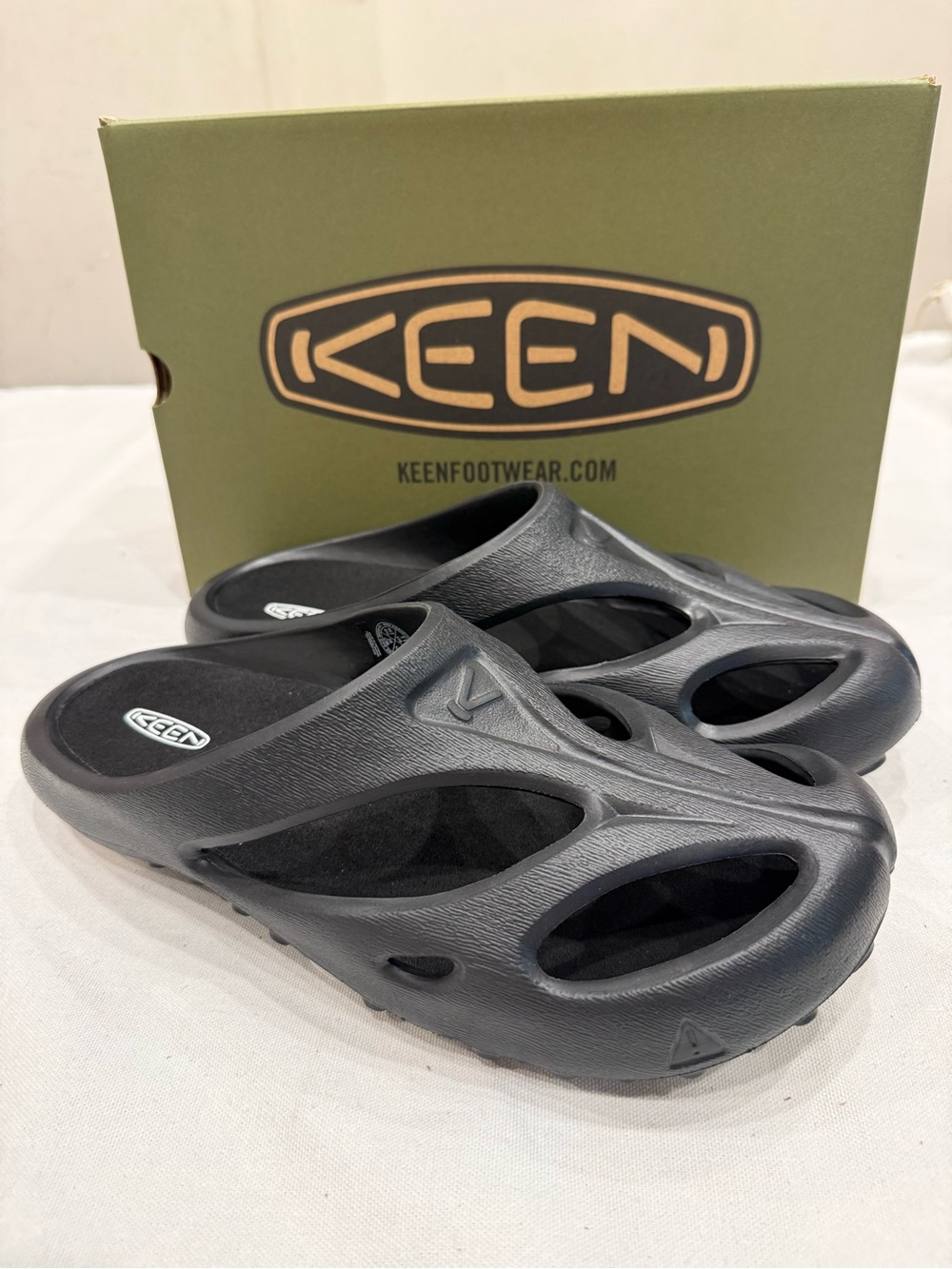 Keen Men's Shanti Color Black/Dawn Blue Size11